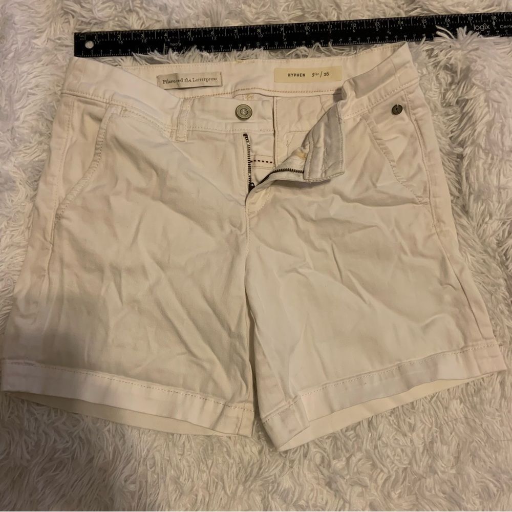 Sz 26 Pilcro and the Letterpress White Shorts
